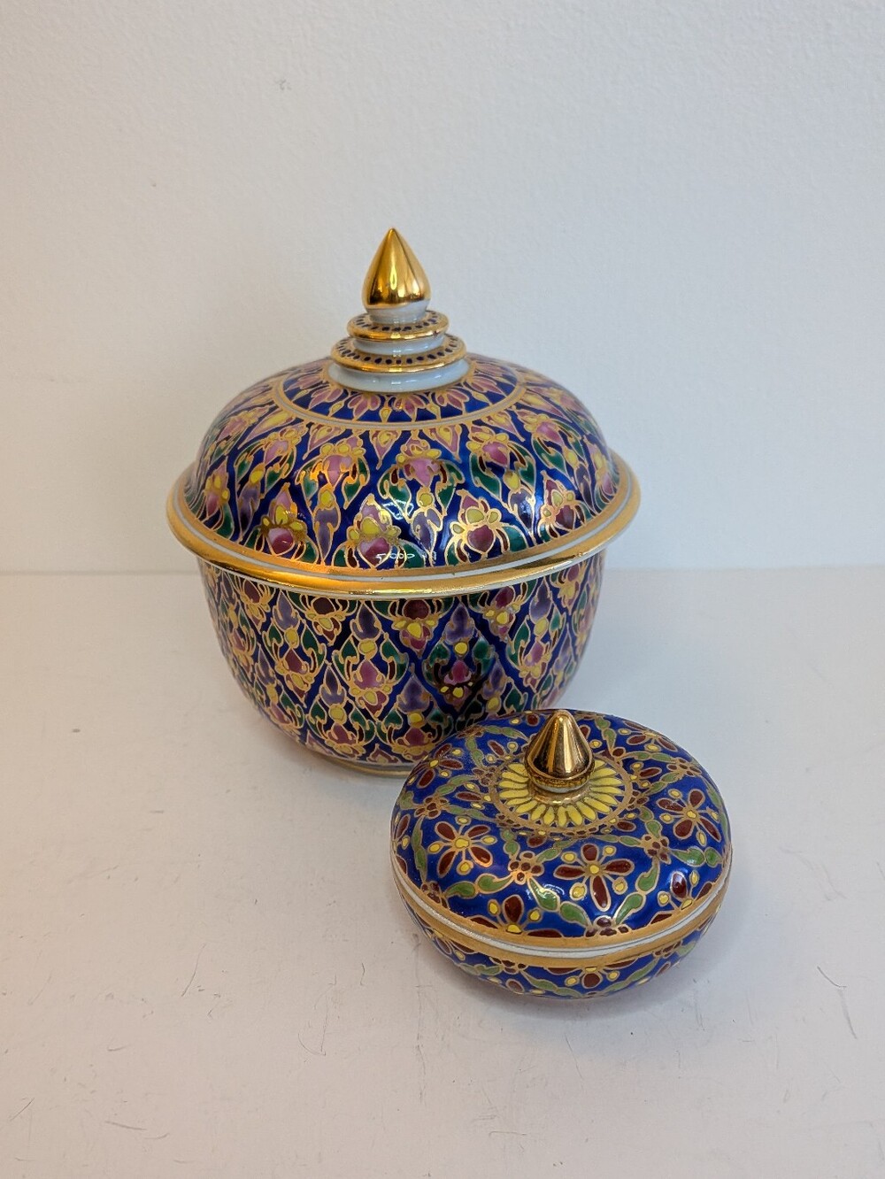 Thai Benjarong Porcelain Ginger Lidded Jars Gold Blue Hand Painted, Set Of 2